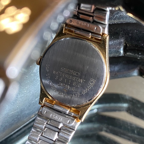 Women’s Vintage Seiko Watch - Picture 3 of 4